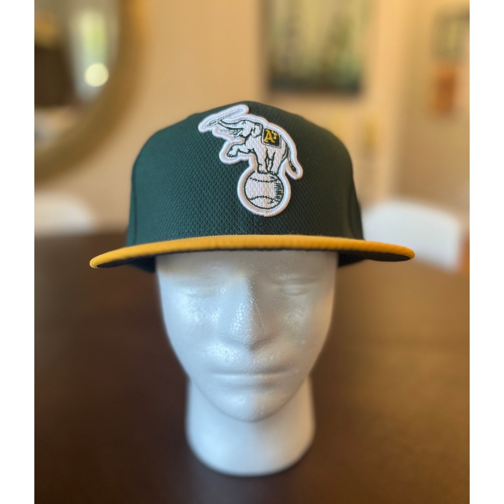 New Era 59FIFTY Oakland A's Hat Mens 7 1/4 Green Excellent Elephant MLB Fitted